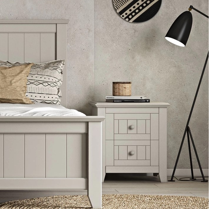 ISAVELLA Κομοδίνο Ελληνικής Κατασκευής 45/55x44xH58cm