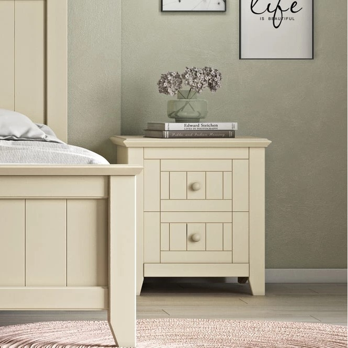 ISAVELLA Κομοδίνο Ελληνικής Κατασκευής 45/55x44xH58cm