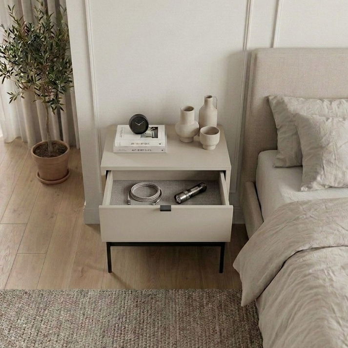 Κομοδίνο Melis χρώμα sandstone 45x35x56,4εκ.
