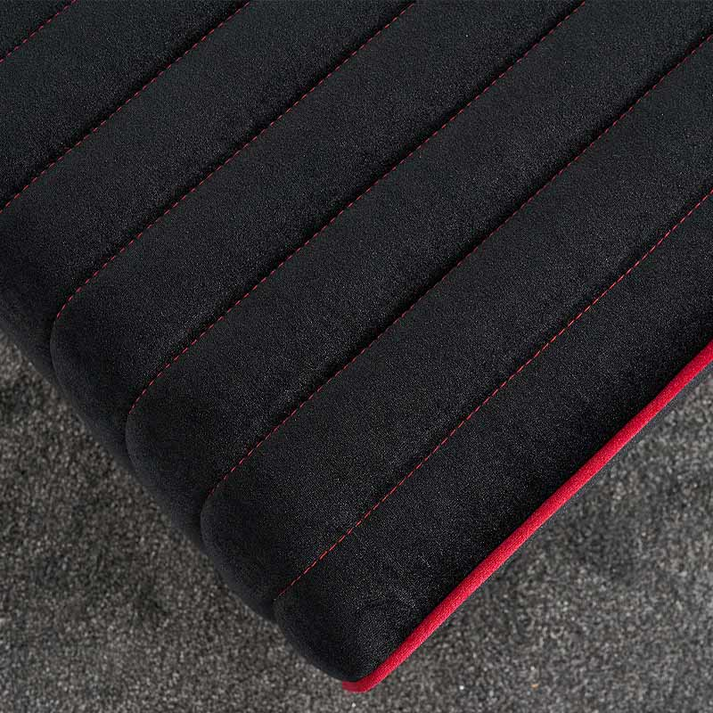 Σκαμπώ Mona βελούδινο χρώμα μαύρο 40x40x40εκ.